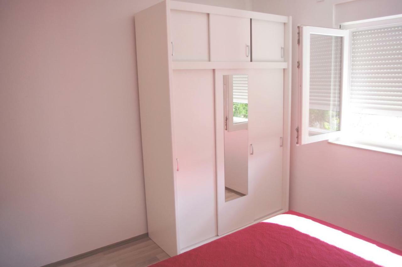 Apartment Lumago Kaštela Kültér fotó