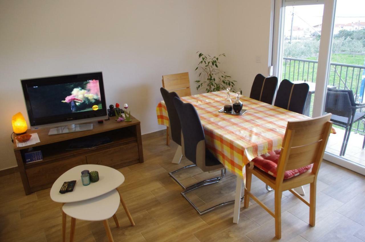 Apartment Lumago Kaštela Kültér fotó